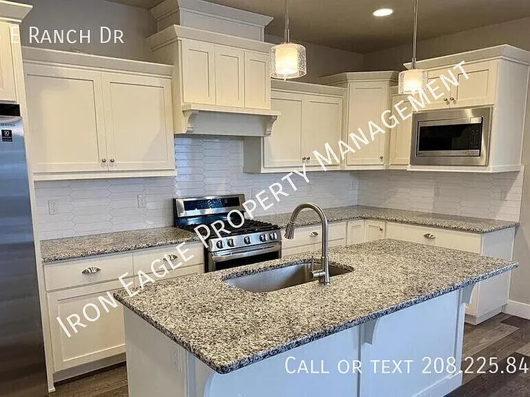 76 E Ranch Dr — Photo 4