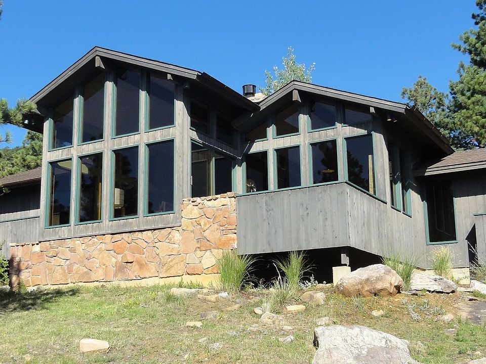 House Front (south facing) for sun lovers