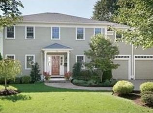 52 Fairlee Rd, Newton, MA 02468