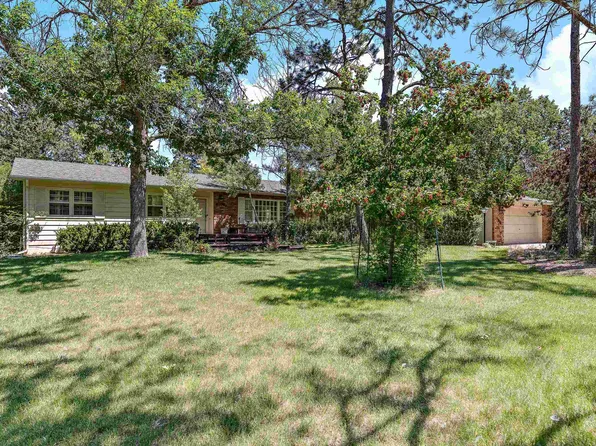 118 N Berry Pine Rd, Rapid City, SD 57702