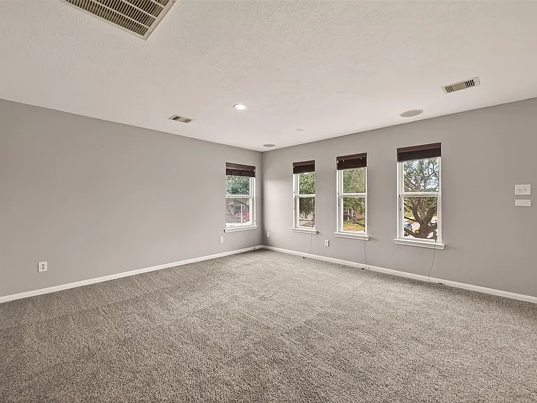 18302 Walden Gate Ln — Photo 31