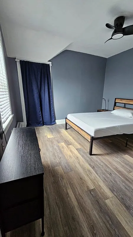 1 bed, 1.0 bath, 1000 sqft, $750 — Photo 1