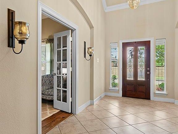 3rd image of 6408 Flagstone Dr