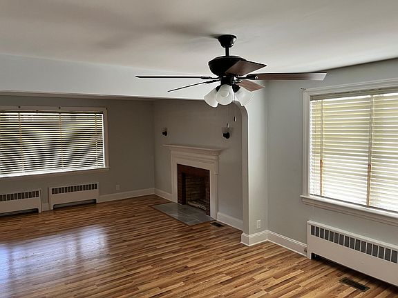 4th image of 500 Academy Ave #1