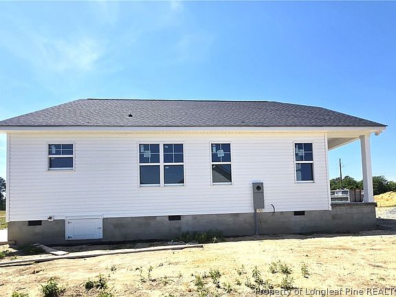 3rd image of 691 Tripp Rd