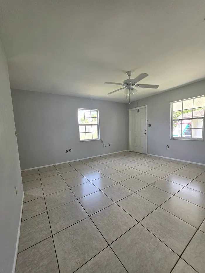 2 bed, 1.0 bath, $1,100 — Photo 4