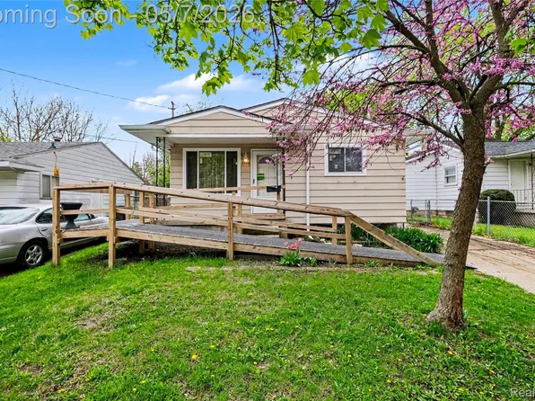 3905 Joyner St, Flint, MI 48532