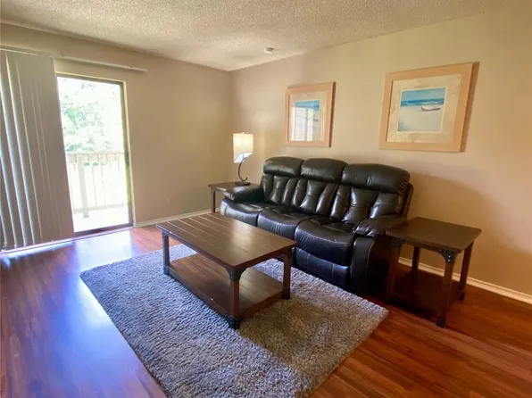 2501 Gulf Fwy APT 256D, Dickinson, TX 77539