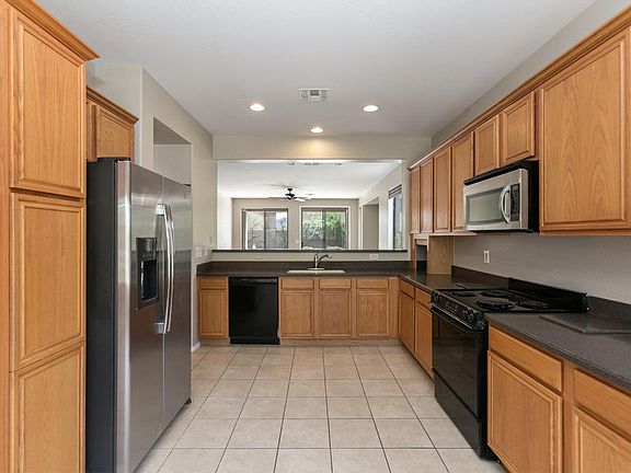 4th image of 3357 W Thoreau Ln