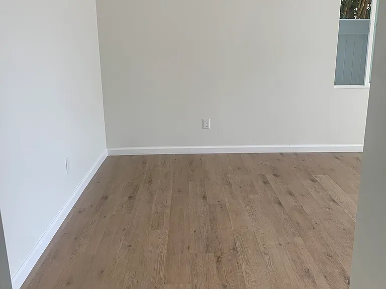 8402 Loyola Blvd — Photo 6