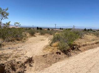 23325 Waalew Rd, Apple Valley, CA 92307