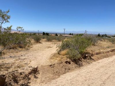 23325 Waalew Rd, Apple Valley, CA, 92307