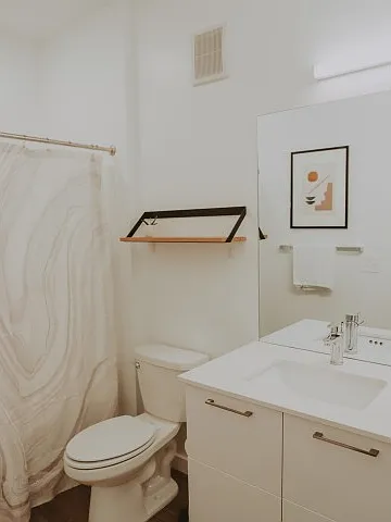 Guest Bathroom Guest Bathroom