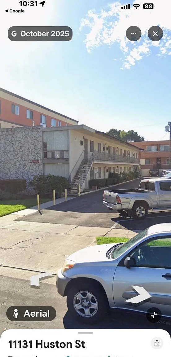 2 bed, 1.0 bath, 900 sqft, $2,295 — Photo 1