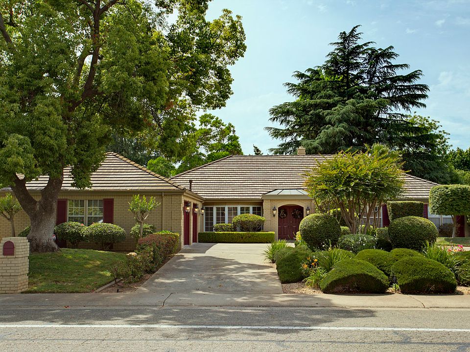 1st image of 1249 Kingsford Dr