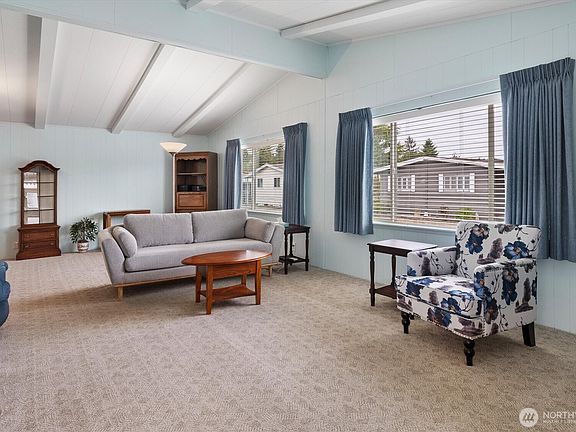 5th image of 11436 SE 208th Street #124