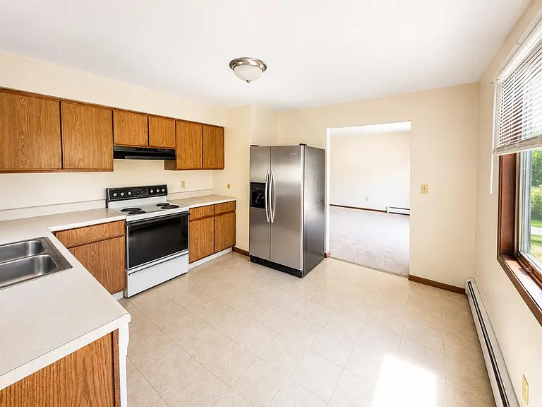 6402 Saint Andrews Dr #3 — Photo 6