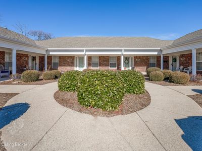 8202 Delta Cir, Louisville, KY, 40228