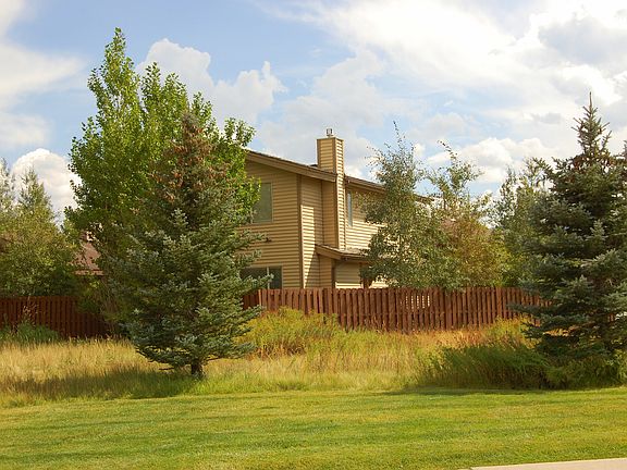 Open space on two sides