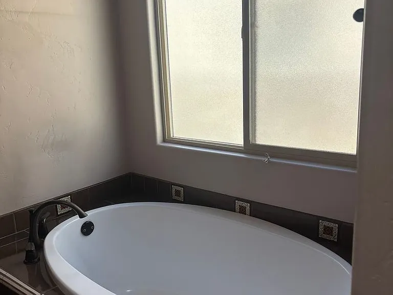 3635 Santa Cecilia Ave — Photo 9