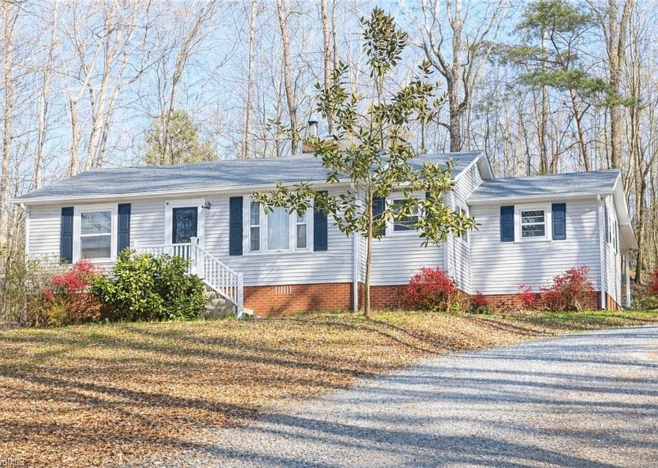 1st image of 952 Andrew Hunter Rd