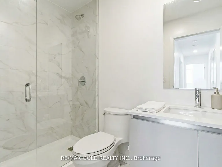 395 Dundas St W #117 — Photo 8