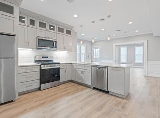698 Chalkstone Ave #1, Providence, RI 02908