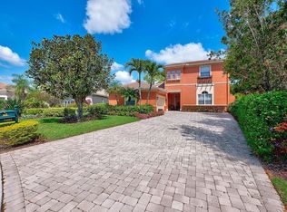 7452 Ironhorse Blvd, West Palm Beach, FL 33412