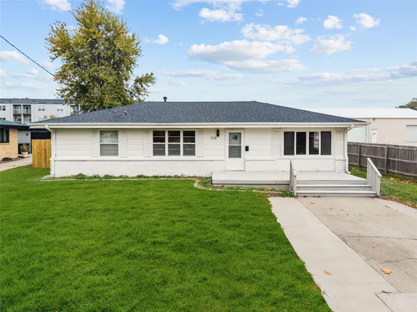 708 SW 4th St, Ankeny, IA 50023