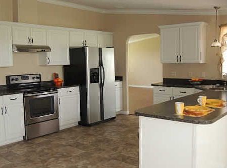 5th image of 579 SW Gallant Ln