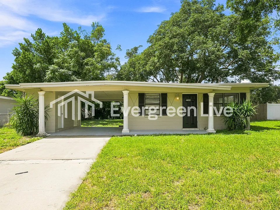 7326 Kingsbury Cir