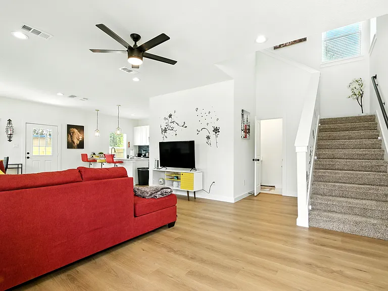 5903 Bacher St — Photo 10