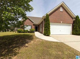 2425 Forest Lakes Ln, Sterrett, AL 35147