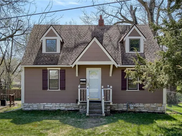 7912 Sterling Ave, Raytown, MO 64138
