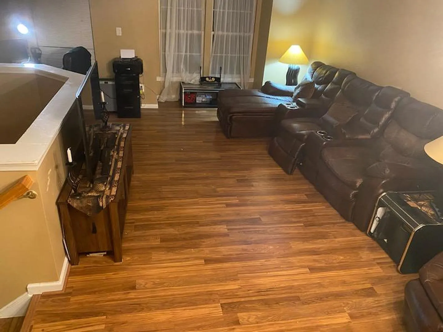 Woodbridge - Townhouse - Close To All Amenities! — Photo 2
