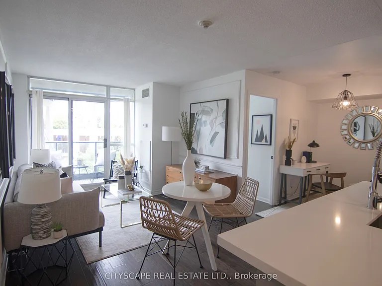 231 Fort York Blvd #322 — Photo 5