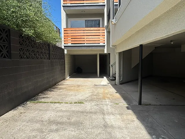 604 Alcatraz Ave #2 — Photo 15