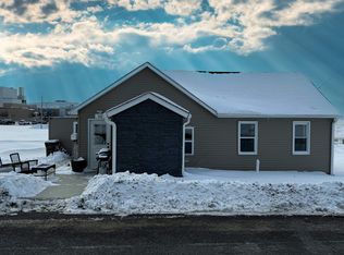 342 S Stockton Rd, Stockton, IL 61085