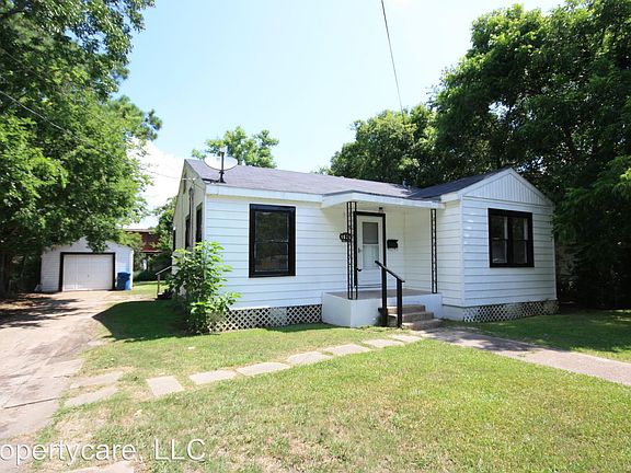 3rd image of 1826 Dalian St