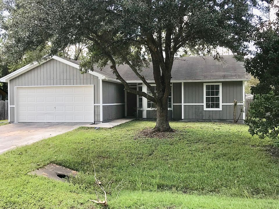 1st image of 1608 Twin Oak Dr E