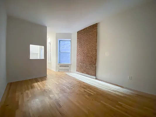 Rented by MAPT Residential LLC | media 5