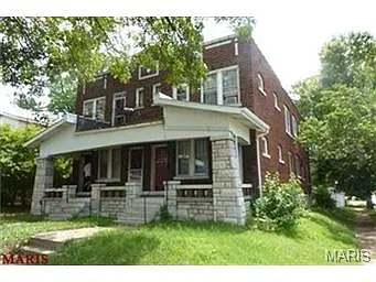 5240-5242 S Grand Blvd photo 1