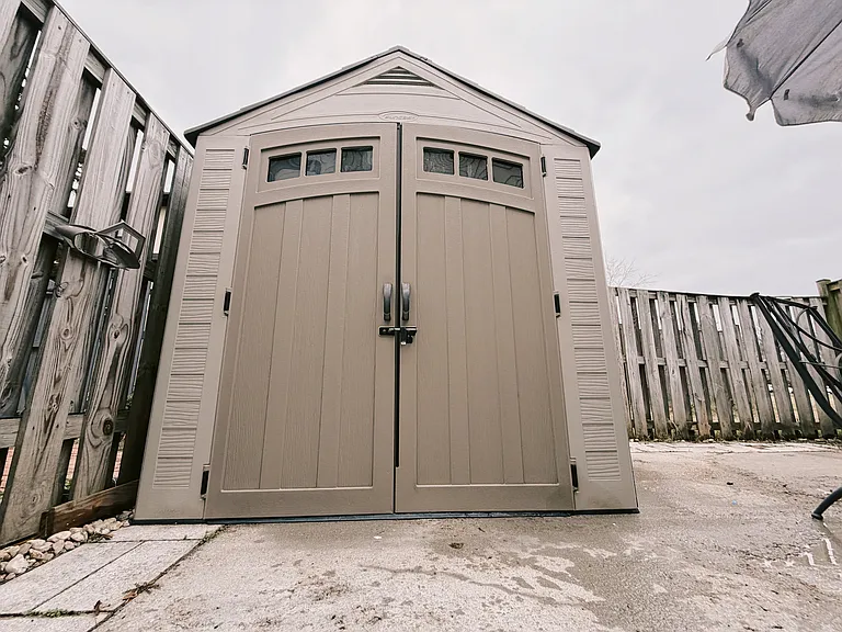 10x10 shed: Ample outdoor storage