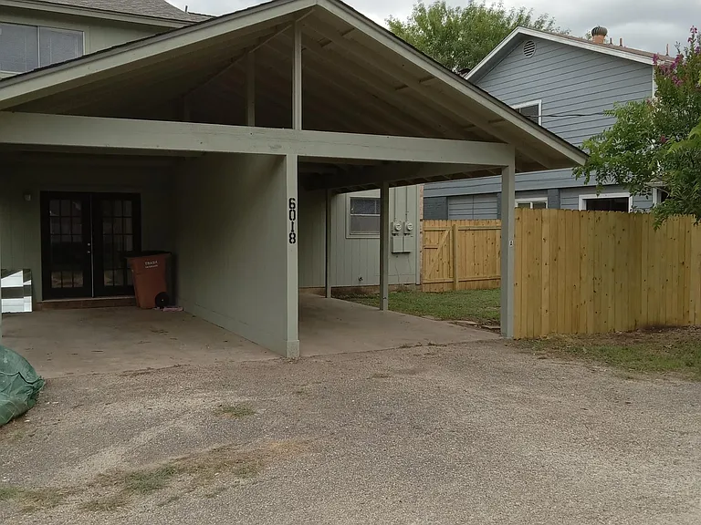 6018 Westcreek Dr #B — Photo 6