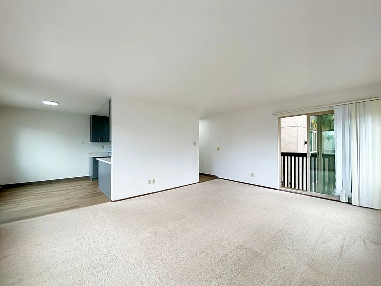 Wingate Apartments — Photo 20