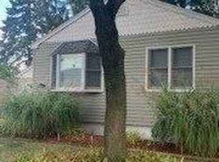 661 Nicolls Rd, Deer Park, NY 11729