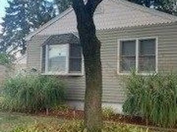 661 Nicolls Road, Deer Park, NY 11729