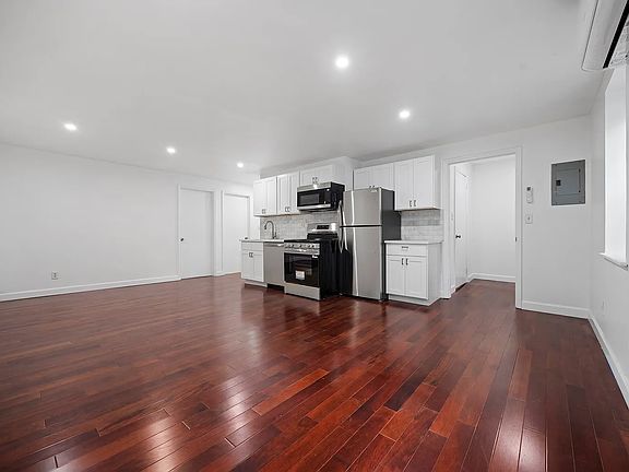 3rd image of 50 S 6th St APT 1