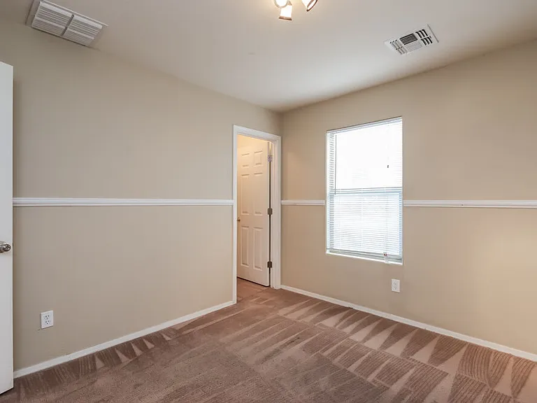 3130 E Cowboy Cove Trl — Photo 12