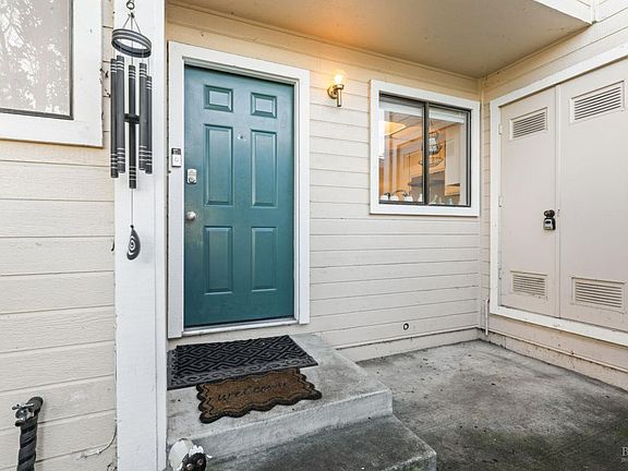 3rd image of 2142 Chianti Drive